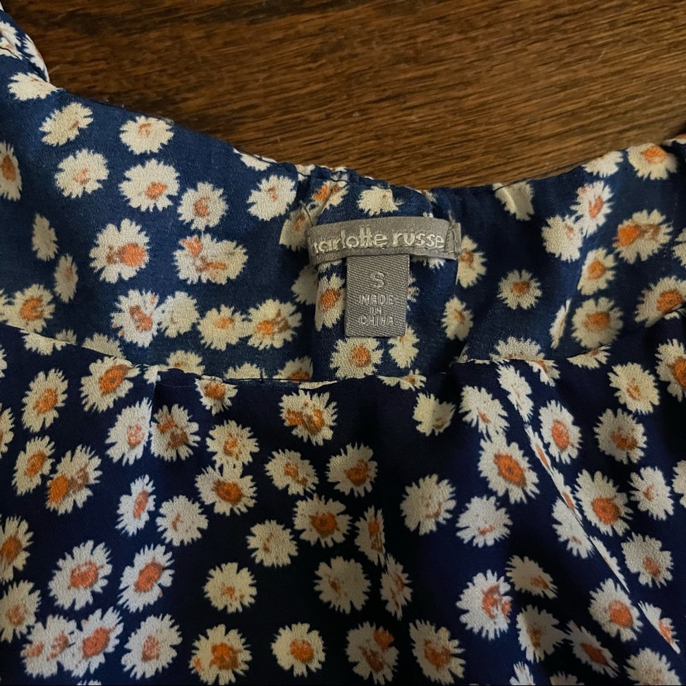 Charlotte Russe Super Flowy Boxy Ditzy Floral Daisy Spaghetti Ruffle Tank Blue - Picture 4 of 4